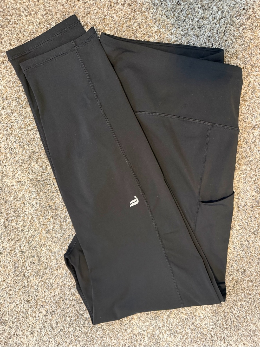 Lot of 4 Fabletics  Motion365+ Leggings 4x Long - Picture 3 of 4